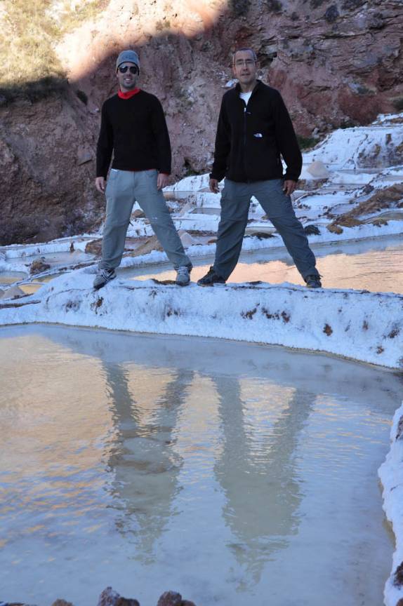 Com o Gustavo, nas Salinas de Maras, no Valle Sagrado, perto de Cusco, no Peru
